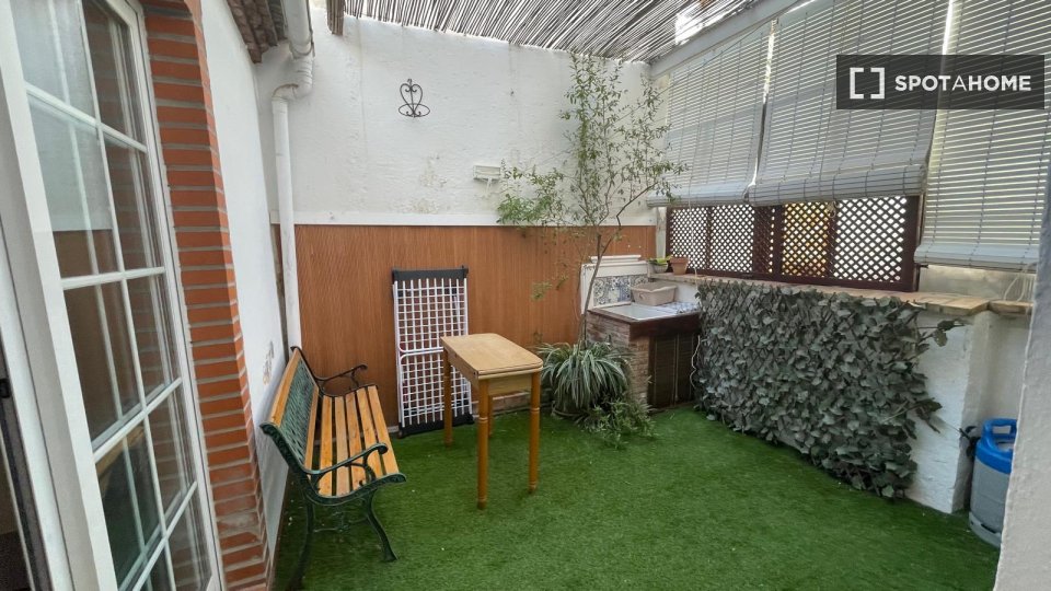 Apartment Granada, 2 beds, 95m² — photo 8