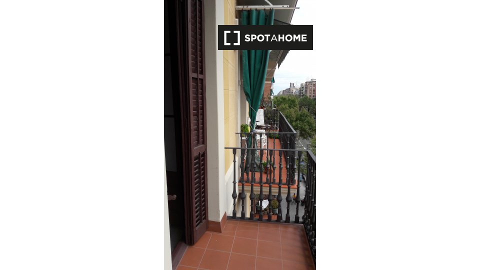 Double room Barcelona, 4 beds, 100m² — photo 9