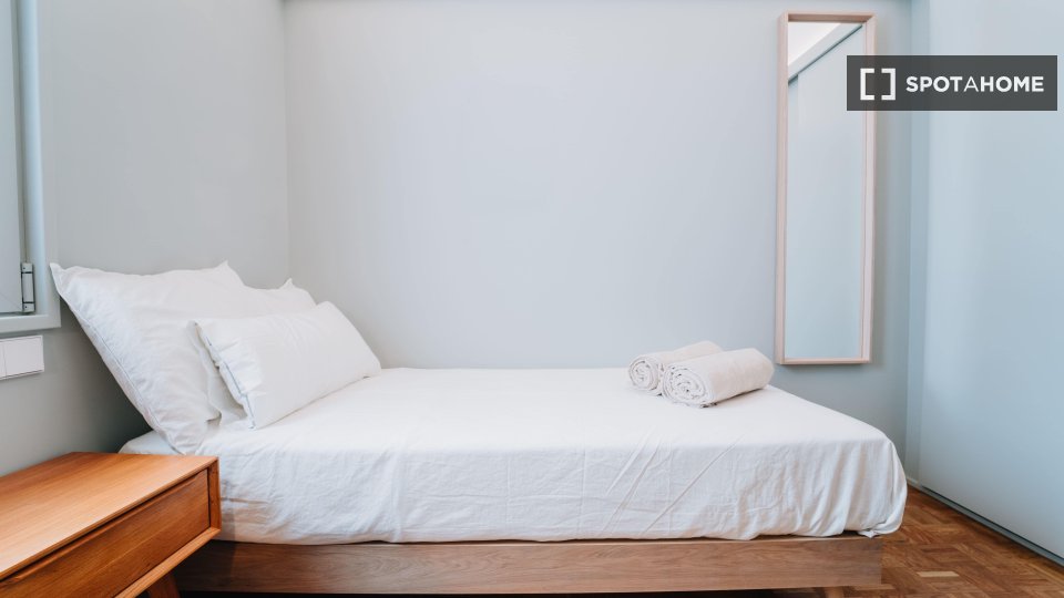 Double room Madrid, 6 beds — photo 16