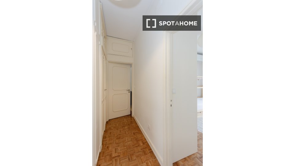 Apartment Porto, 3 beds, 140m² — photo 7