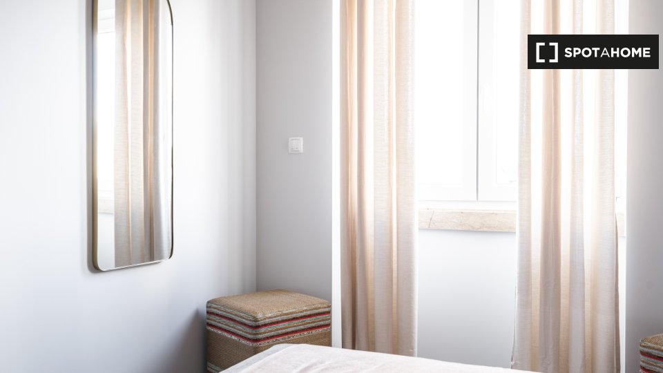 Apartment Lisbon, 2 beds — photo 10