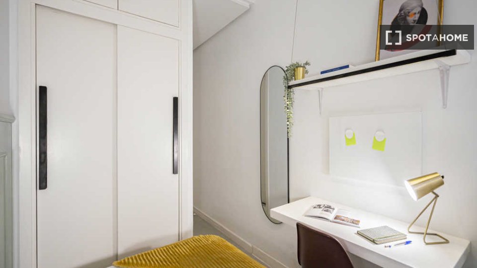 Double room Madrid, 67 beds — photo 57