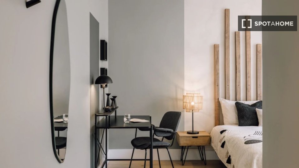 Apartment Lisbon, 2 beds — photo 19
