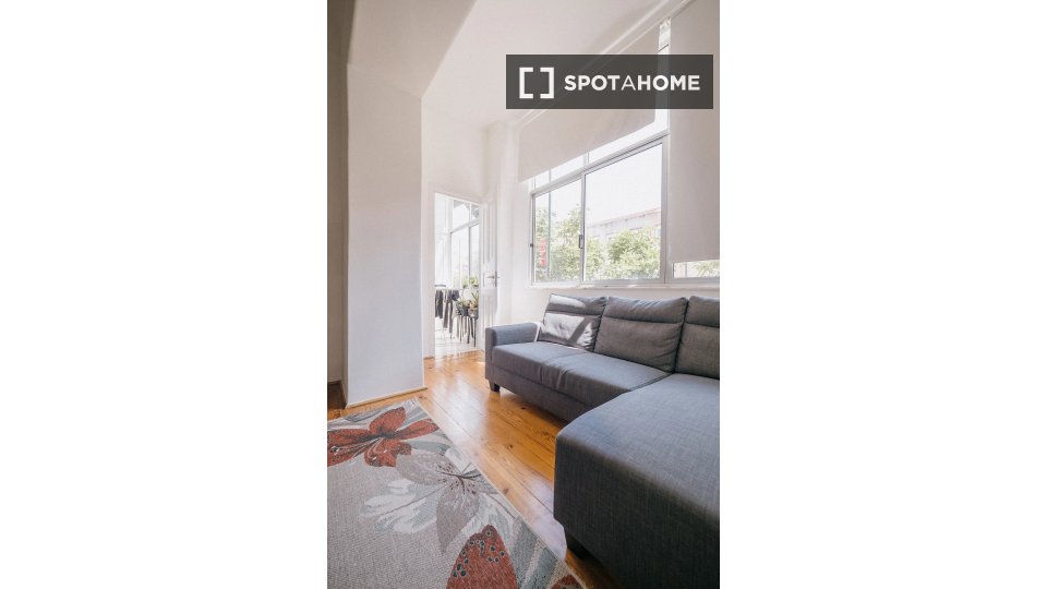 Double room Lisbon, 7 beds — photo 9
