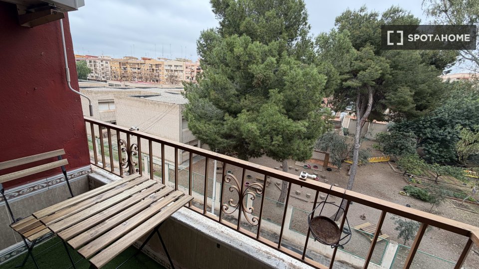 Double room Valencia, 5 beds — photo 10
