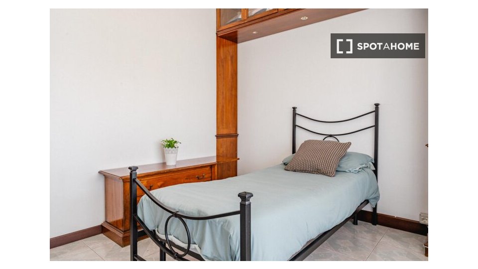 Double room Milan, 5 beds — photo 51
