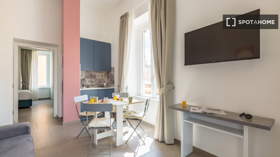 Apartment Naples, 1 bed — photo 4