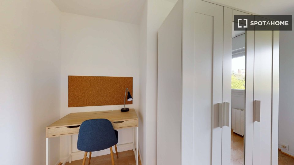 Double room Paris, 18 beds — photo 10