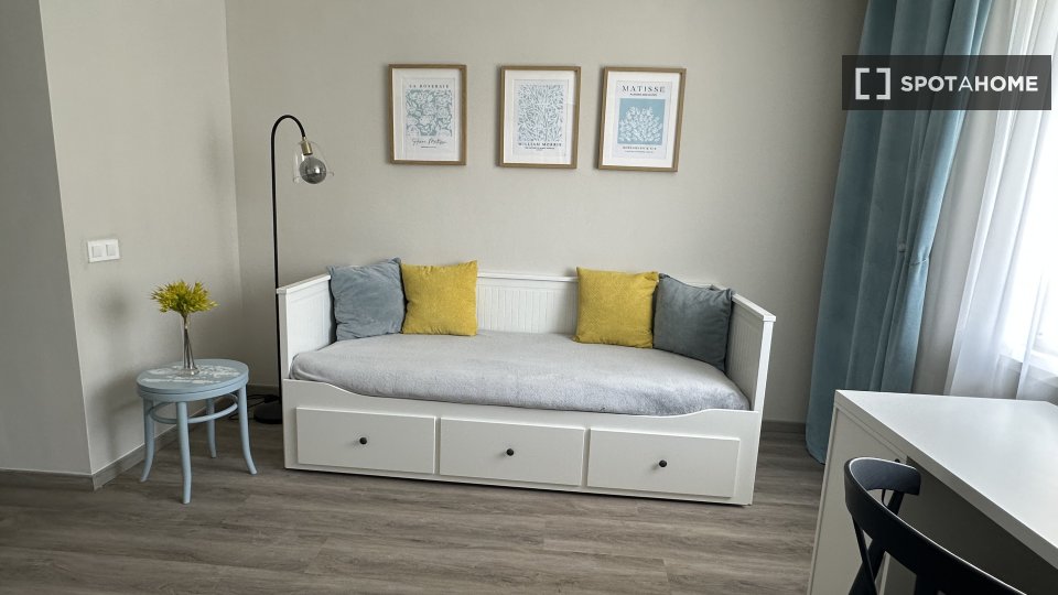 Double room Ljubljana, 3 beds, 90m² — photo 18