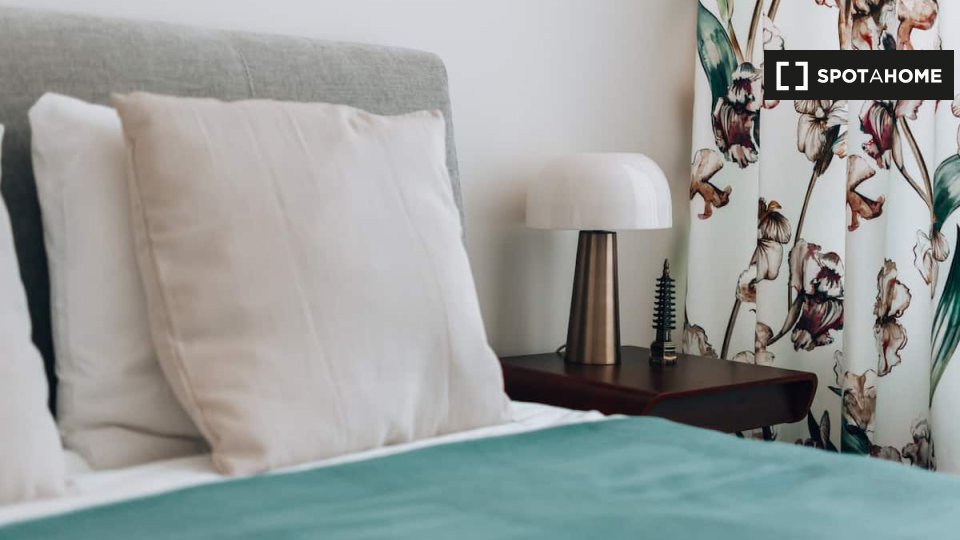 Apartment Lisbon, 1 bed — photo 8