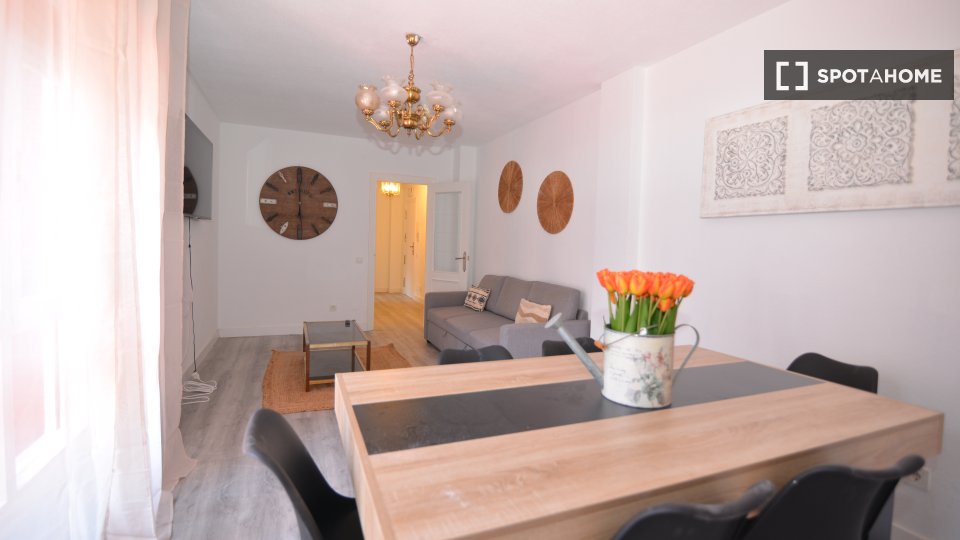 Double room Santander, 3 beds — photo 4