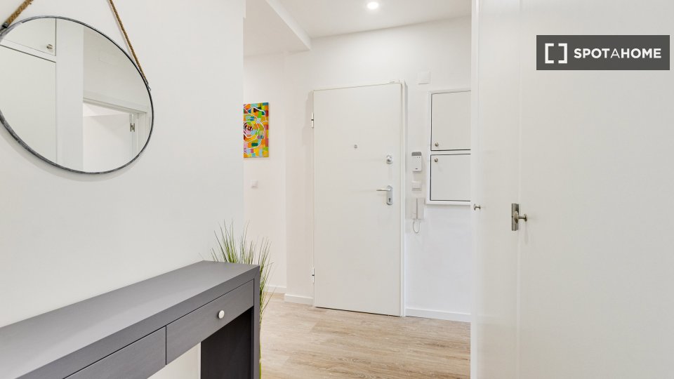 Apartment Lisbon, 2 beds — photo 13