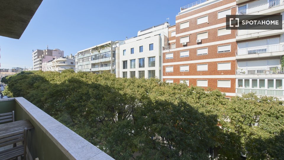 Double room Lisbon, 7 beds, 200m² — photo 8