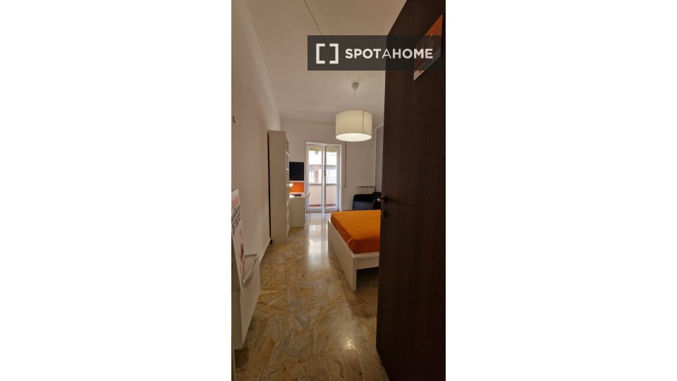 Double room Rome, 5 beds — photo 34