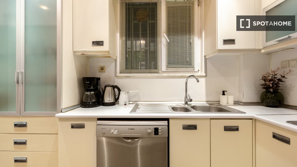 Apartment Istanbul, 1 bed — photo 9