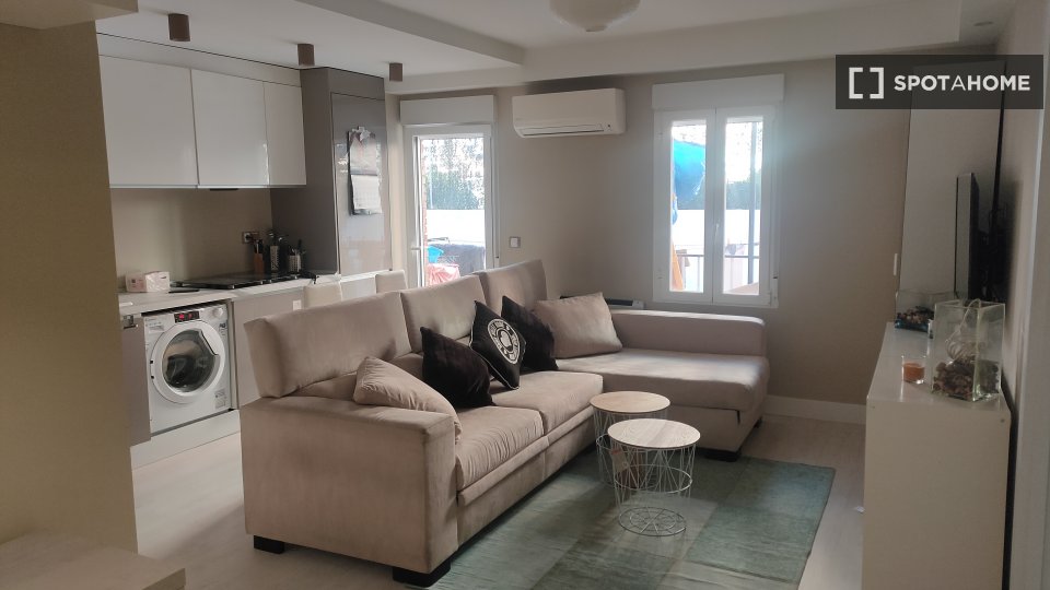 Apartment Madrid, 2 beds, 78m² — photo 8