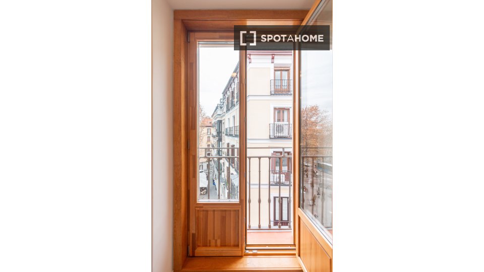 Apartment Madrid, 2 beds — photo 10