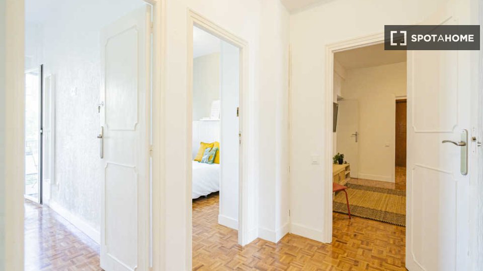 Double room Madrid, 6 beds — photo 76