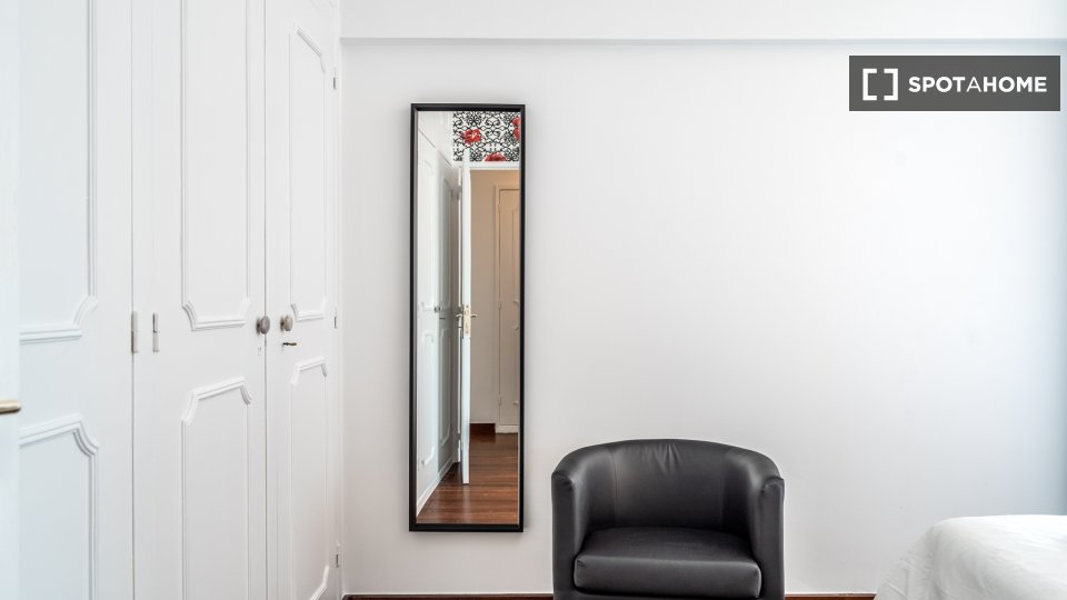 Apartment Lisbon, 3 beds — photo 10