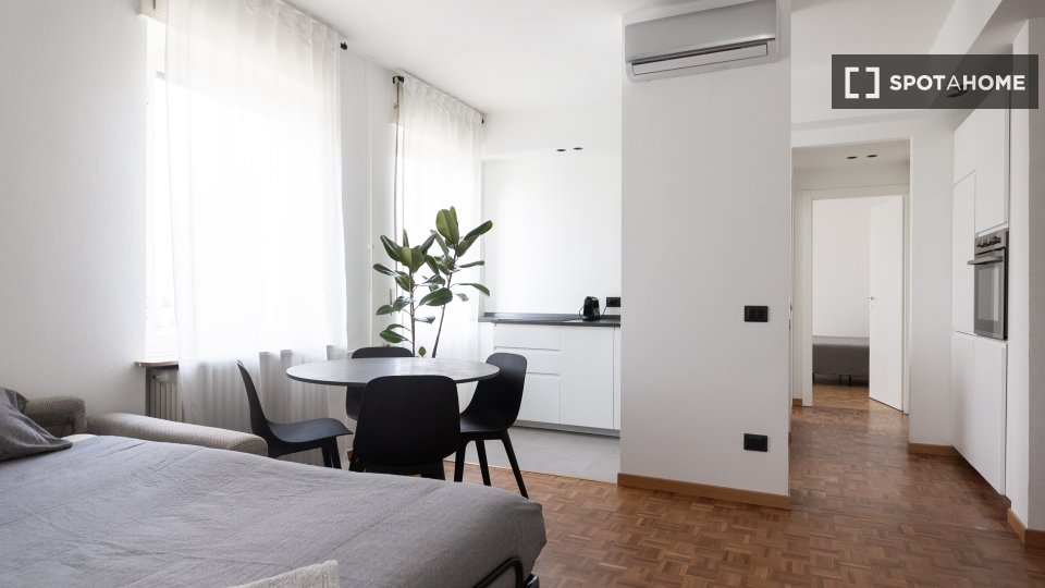 Apartment Milan, 2 beds, 70m² — photo 19