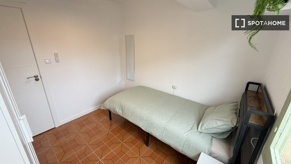 Camera doppia Valencia, 4 camere, 75m² — foto 12