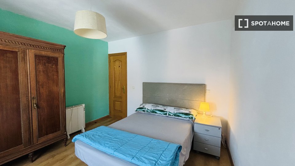 Se alquila habitación en Alcalá de Henares, Madrid