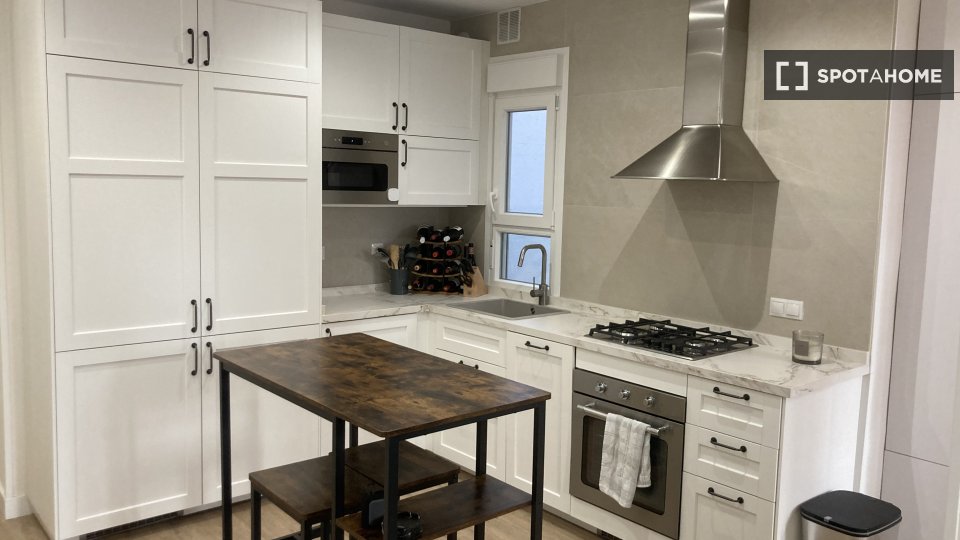 Apartment Madrid, 2 beds, 67m² — photo 8