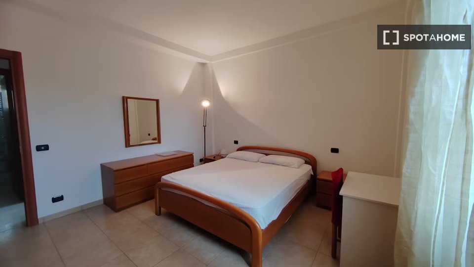 Double room Milan, 3 beds — photo 1