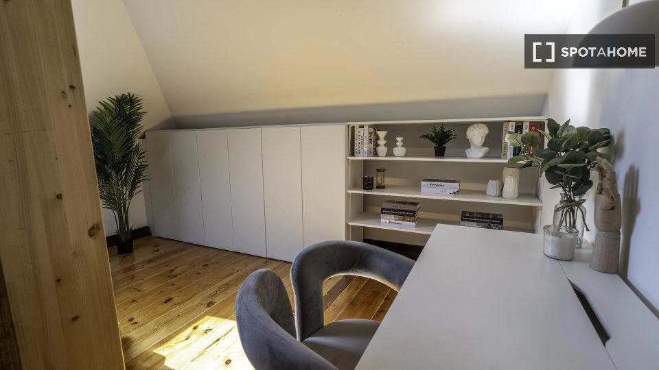 Double room Lisbon, 9 beds — photo 3