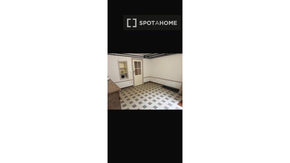 Double room Brussels, 7 beds — photo 1
