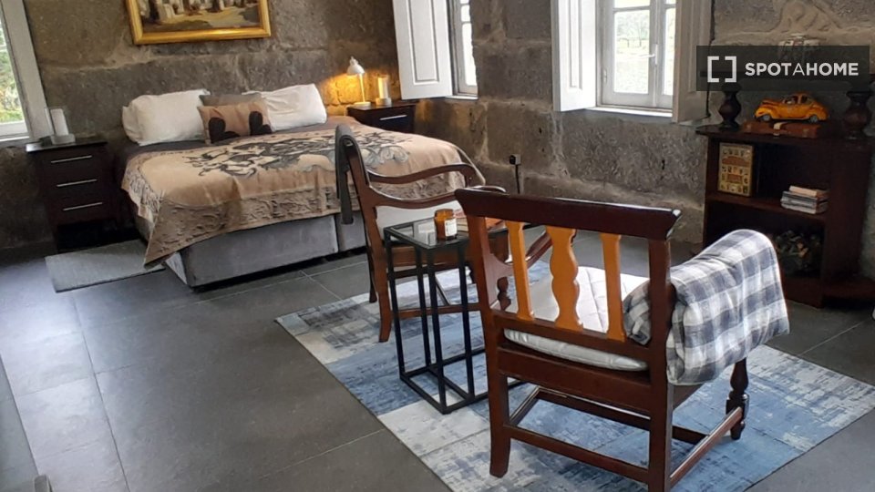 Double room Porto, 3 beds, 300m² — photo 5