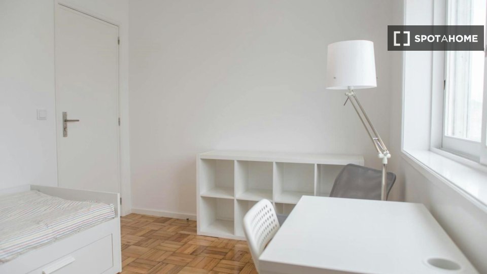 Double room Porto, 14 beds — photo 9