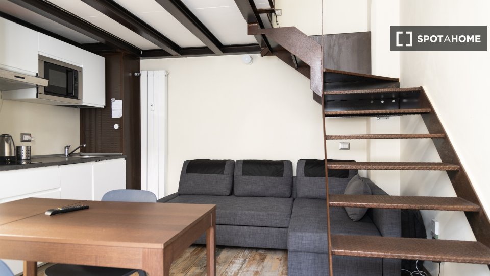 Apartment Milan, 2 beds — photo 15