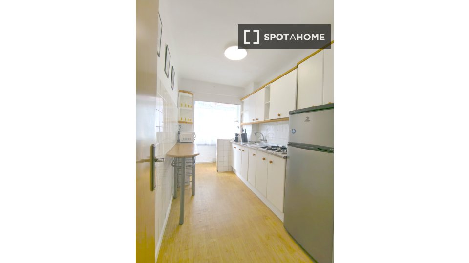 Double room Malaga, 3 beds, 79m² — photo 14