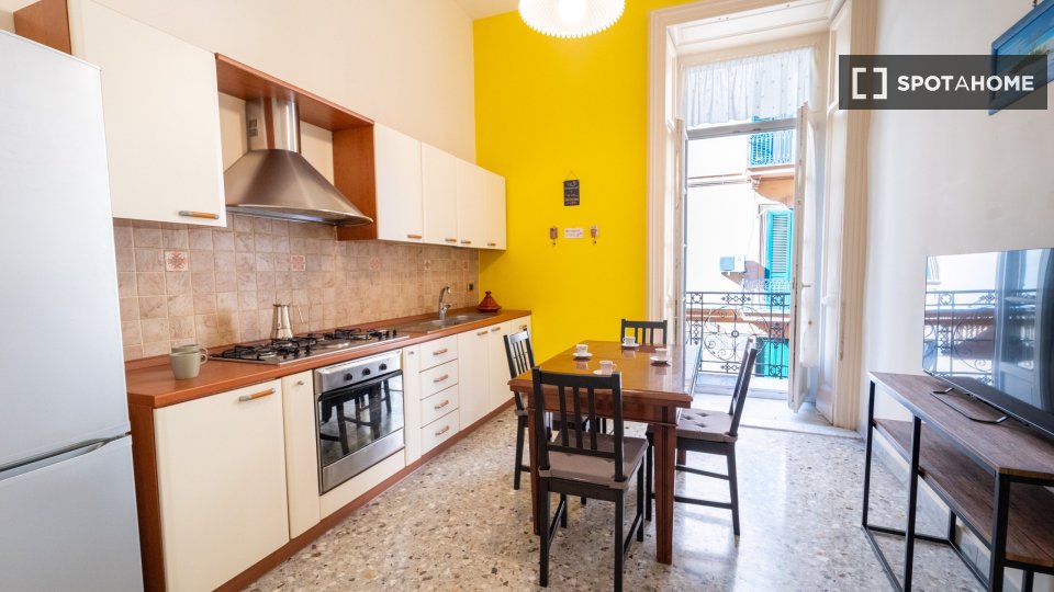 Apartment Naples, 3 beds — photo 1