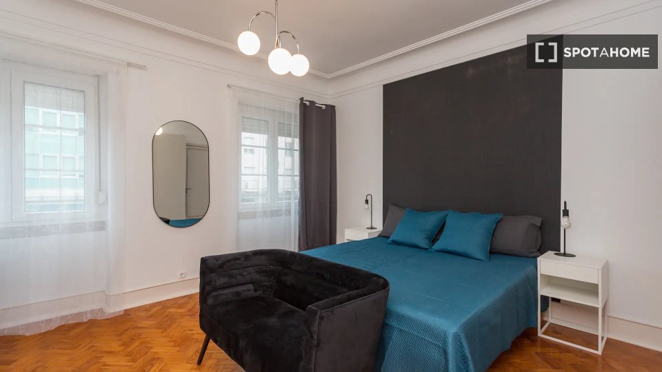 Double room Lisbon, 6 beds — photo 8