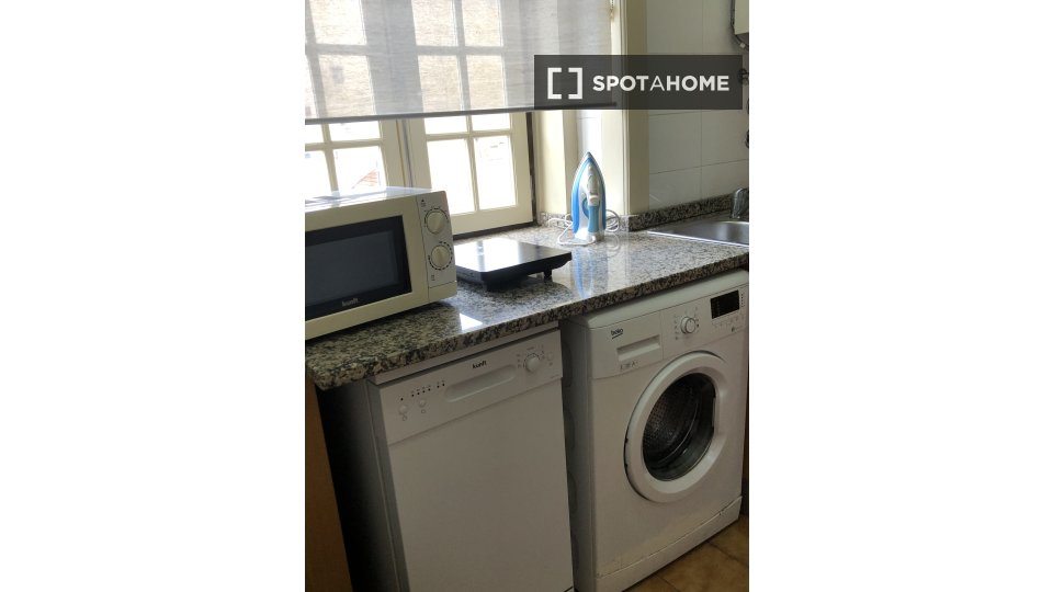 Apartment Coimbra, 4 beds — photo 18