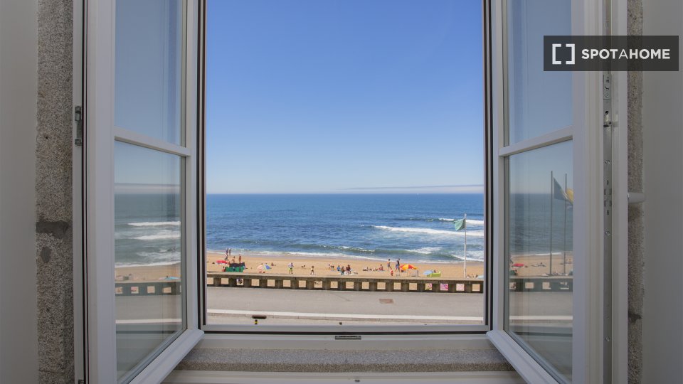 Apartment Porto, 1 bed, 57m² — photo 13