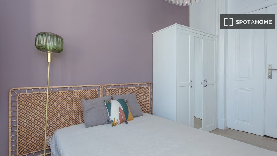 Double room Lisbon, 9 beds — photo 28