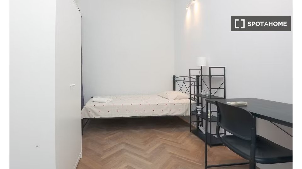 Double room Athens, 8 beds — photo 3