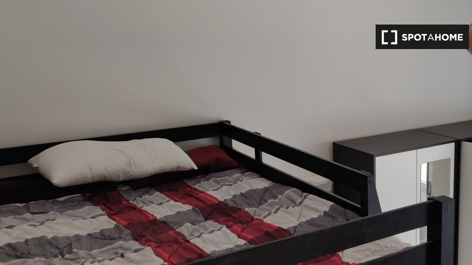 Double room Milan, 3 beds, 100m² — photo 17