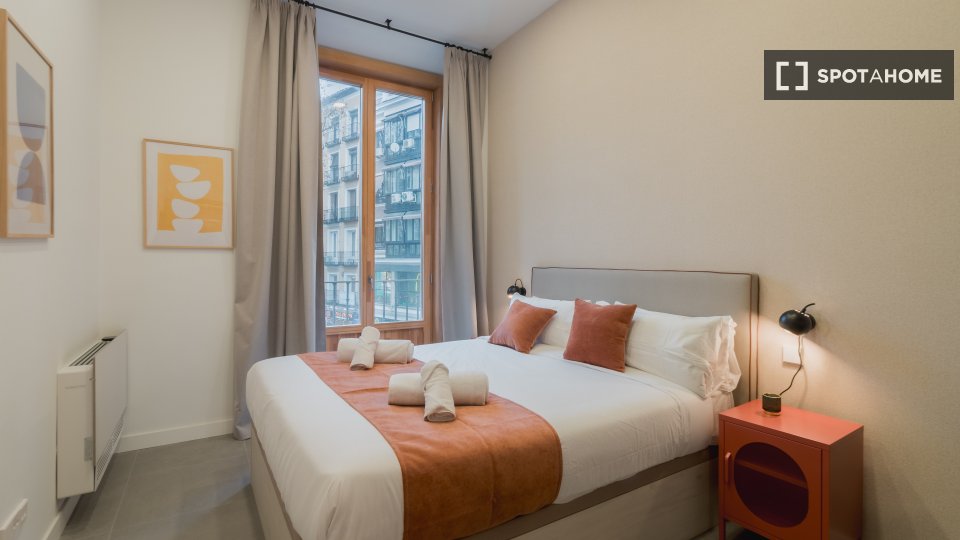 Appartamento con 3 camere da letto in affitto a Palacio, Madrid