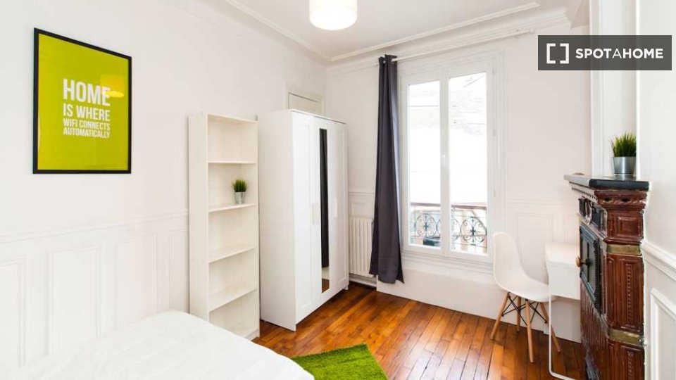 Double room Paris, 4 beds, 70m² — photo 2