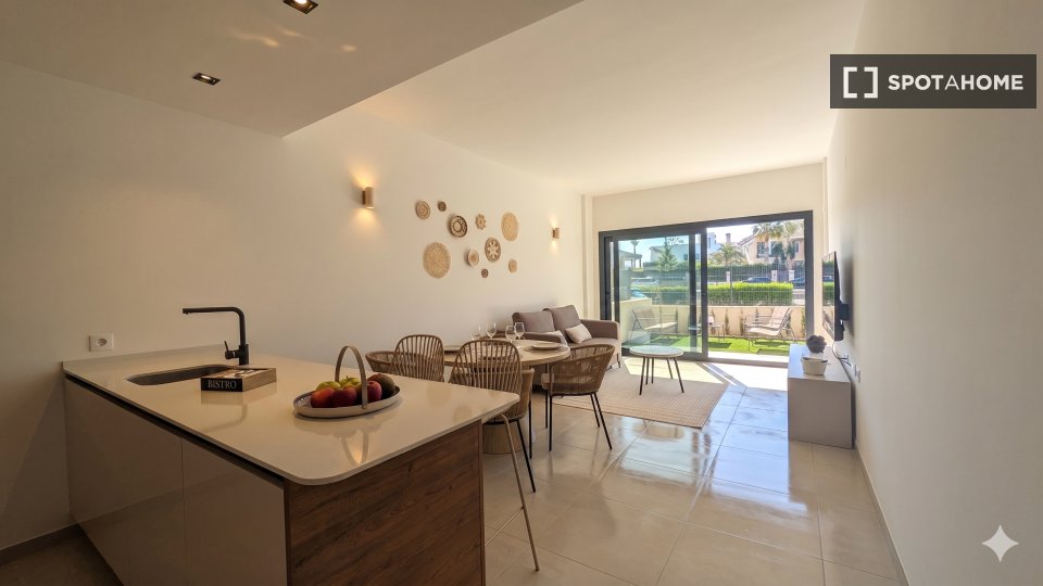 Apartment Alicante, 2 beds — photo 48