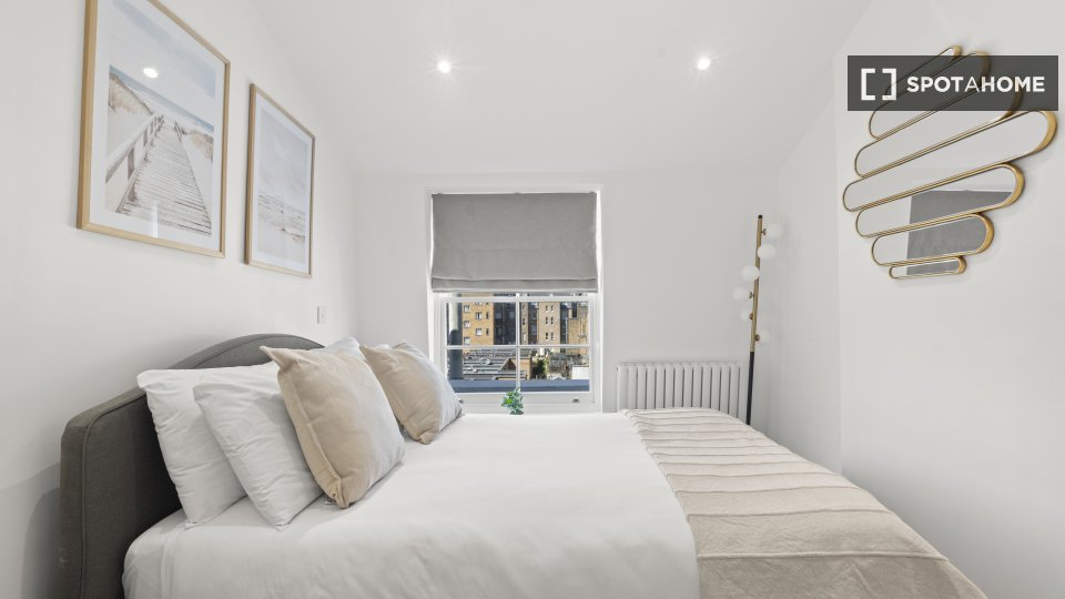Apartment London, 2 beds, 54m² — photo 11