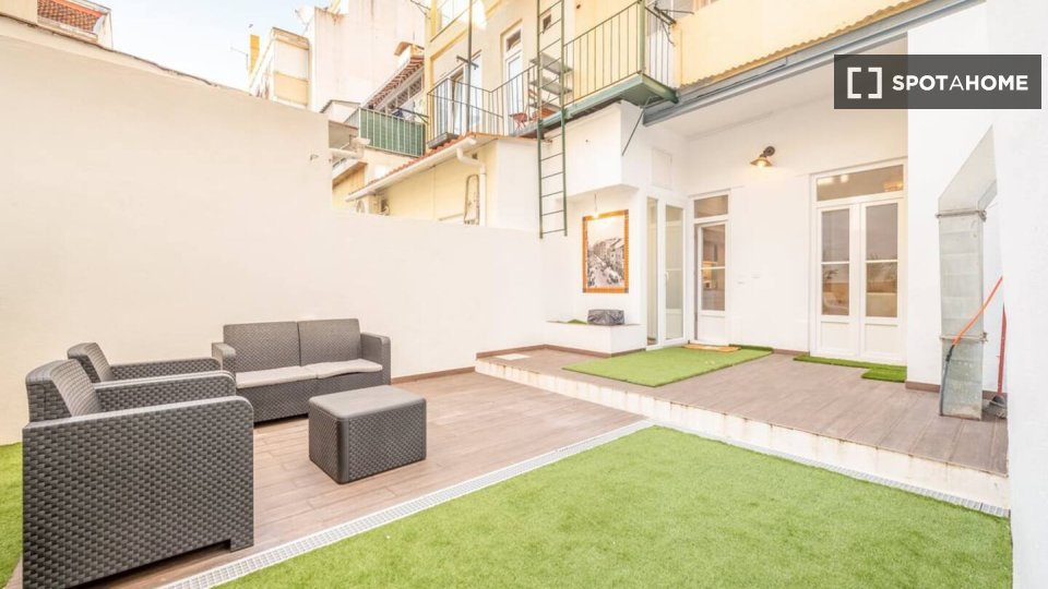 Apartment Lisbon, 2 beds — photo 8