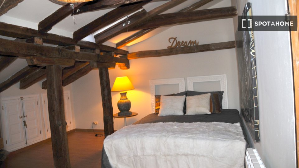 Apartment Madrid, 4 beds — photo 5
