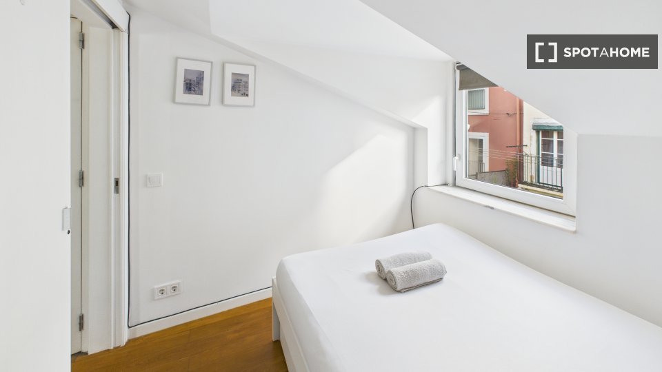 Apartment Lisbon, 1 bed, 25m² — photo 11
