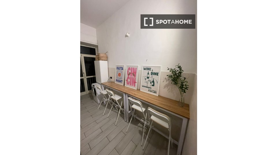Double room Naples, 8 beds — photo 17