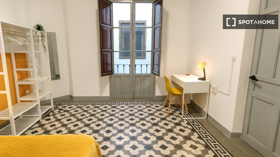 Double room Granada, 6 beds, 160m² — photo 64